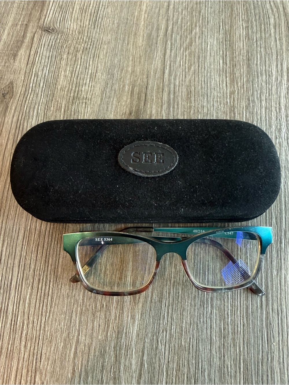 SEE frames and case
